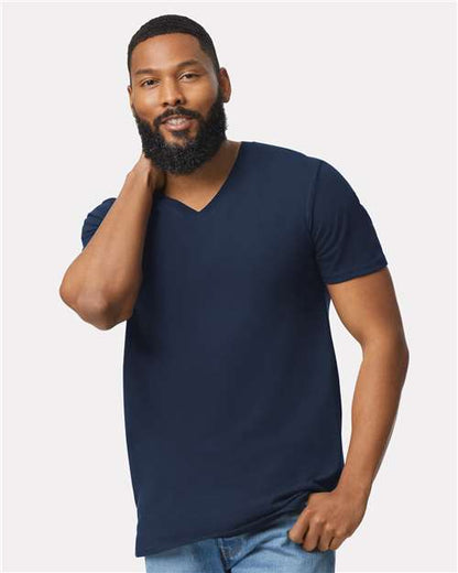 Gildan 64V00 Unisex Softstyle® V-Neck T-Shirt