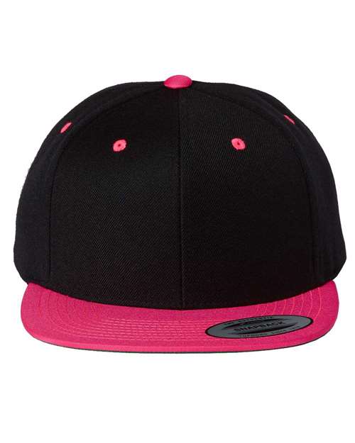 Black/ Neon Pink color variant